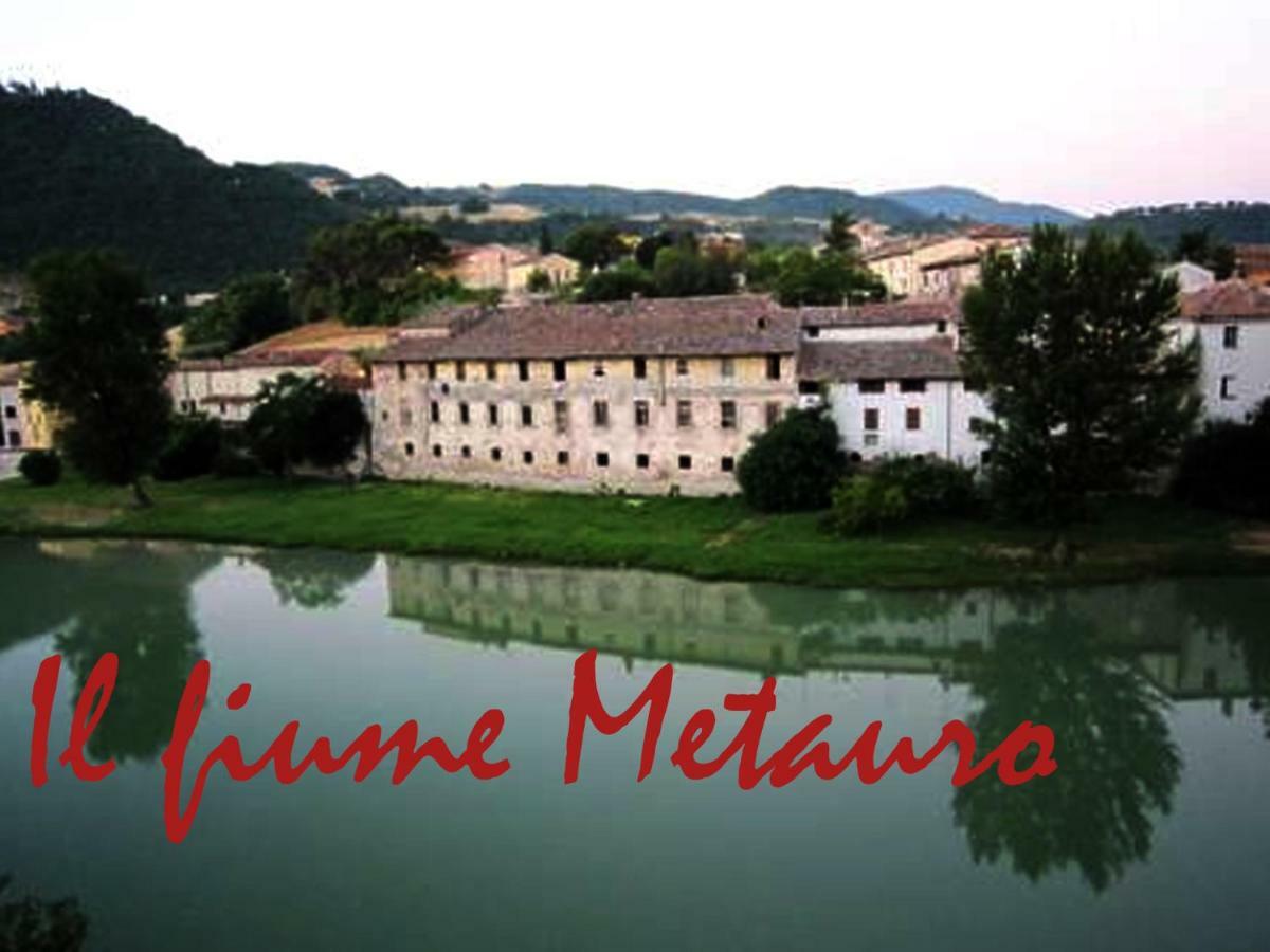 フォッソンブローネ La Finestra Sul Fiume Bed & Breakfast エクステリア 写真